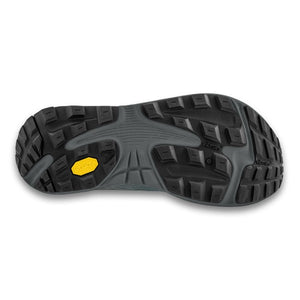 Sole of men's topo athletic mt-5 trail running shoes in black/charcoal