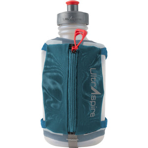 Front view of UltrAspire 550 Pocket handheld water bottle running system