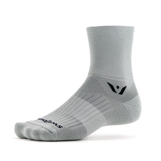 Swiftwick Aspire Quarter Crew High