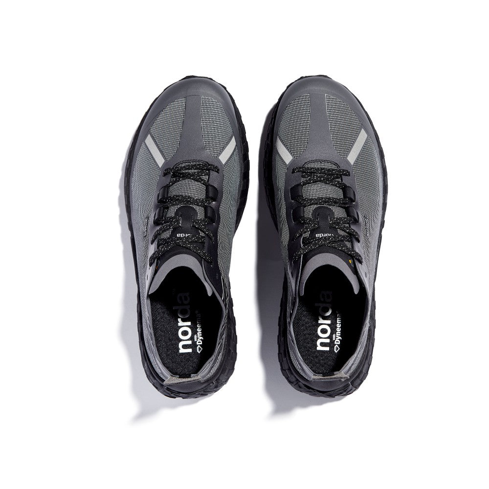 Top view of men's norda 001 G+ Spike winter trail running shoes in black
